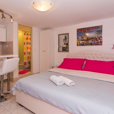 Modern And Practical Studio In The Heart Of Split Exterior photo