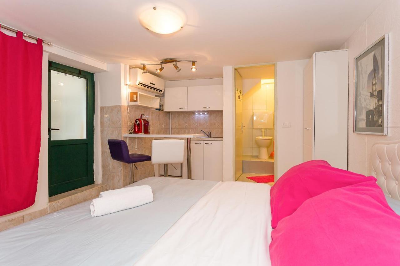 Modern And Practical Studio In The Heart Of Split Exterior photo