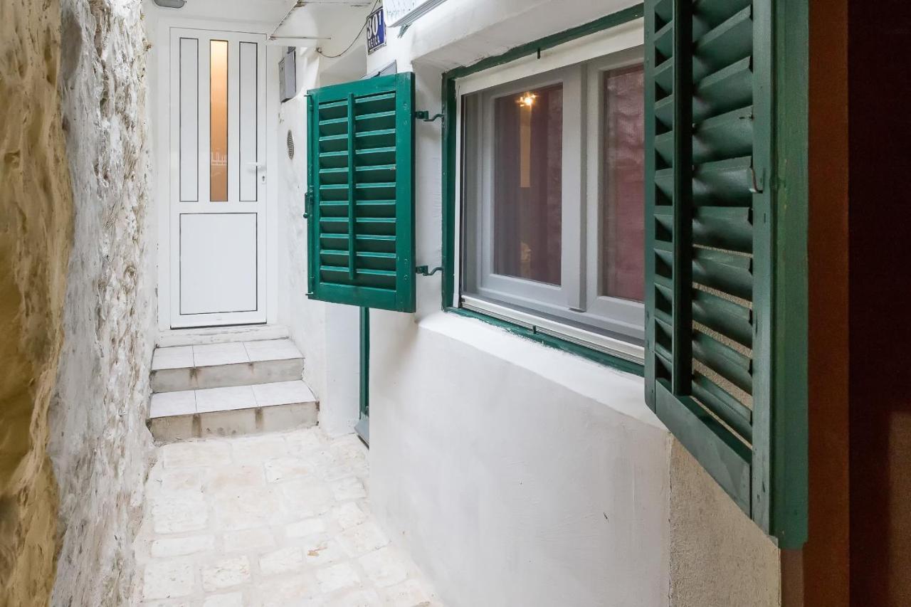Modern And Practical Studio In The Heart Of Split Exterior photo
